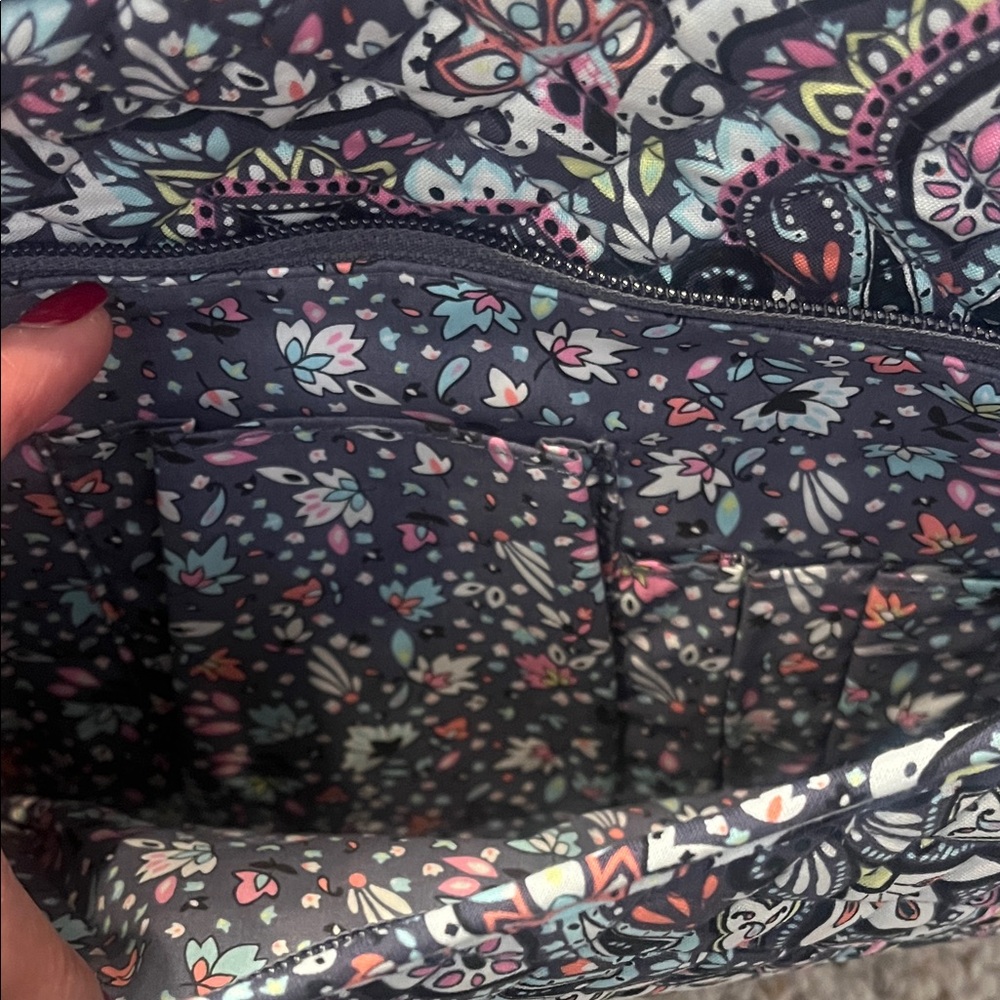 Vera Bradley Multicolor Paisley Laptop Case - Picture 3 of 6